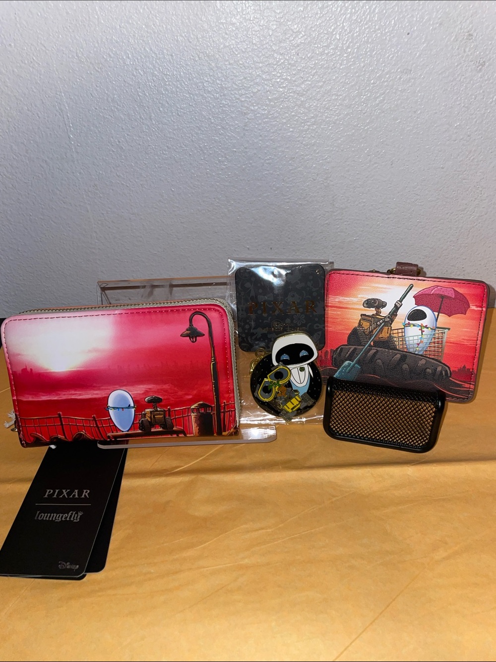 Loungefly Disney Pixar Wall E and Eve Date Night Sunset Wallet & Lanyard Set